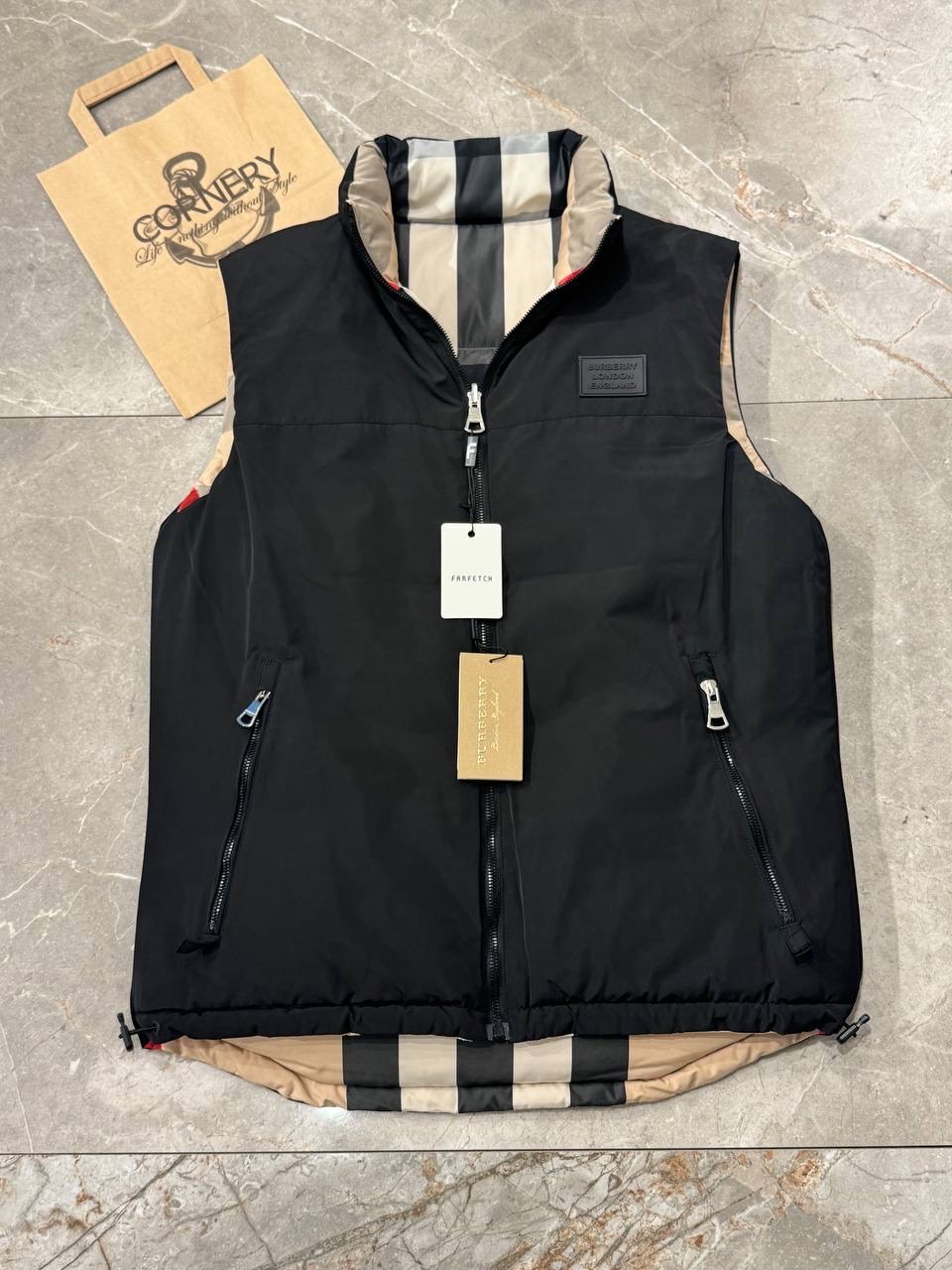 Жилет Burberry