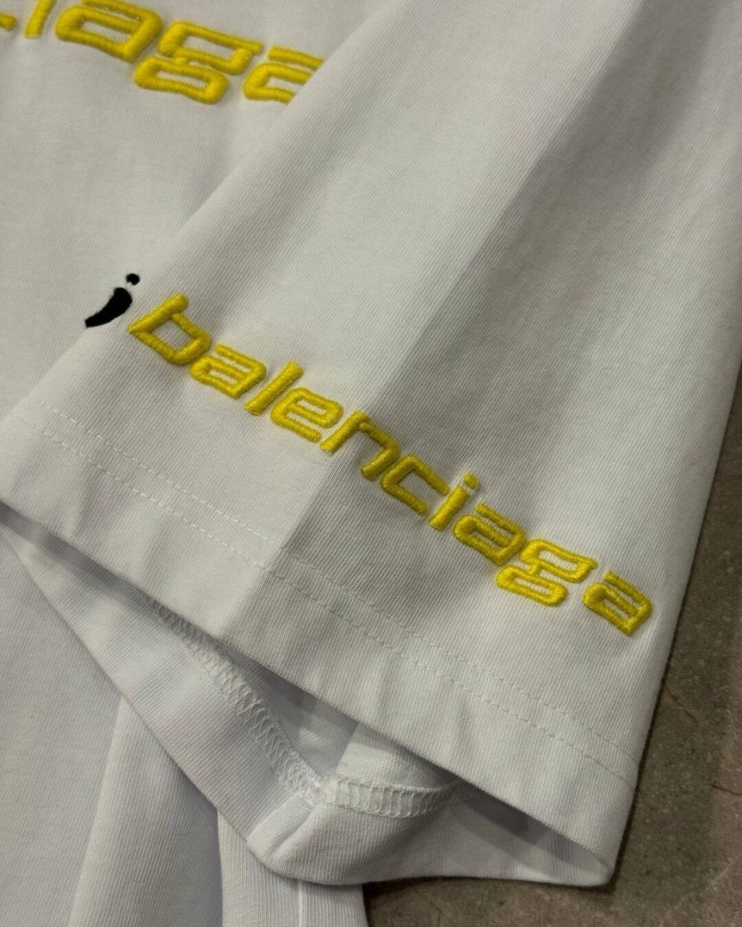 Футболка Balenciaga — изображение 3