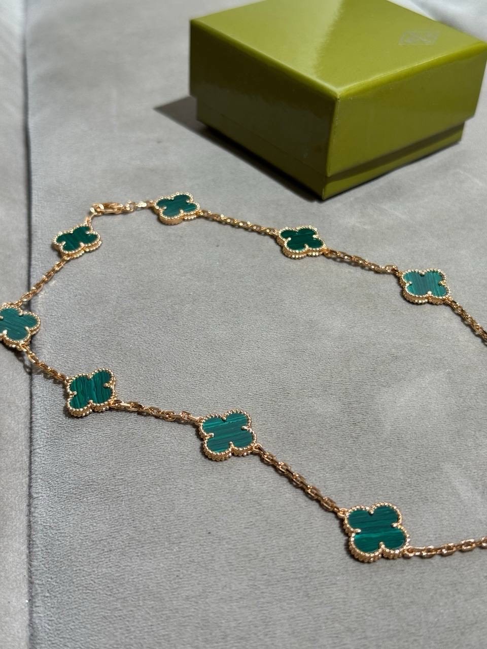 Колье Van Cleef & Arpels Vintage Alhambra (Gold/Green/Poly) — фото 9
