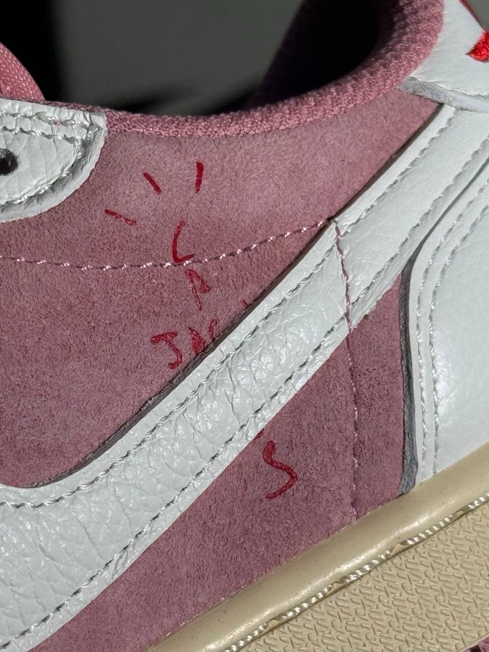 Кеды Travis Scott X Air Jordan 1 OG Sail Shy Pink — фото 9