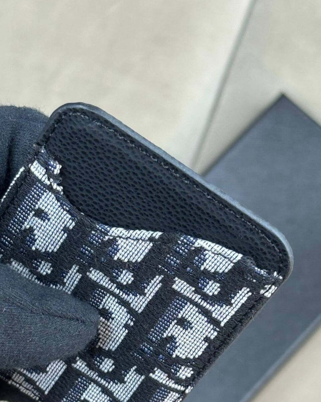 Картхолдер Dior (Magsafe) — изображение 7