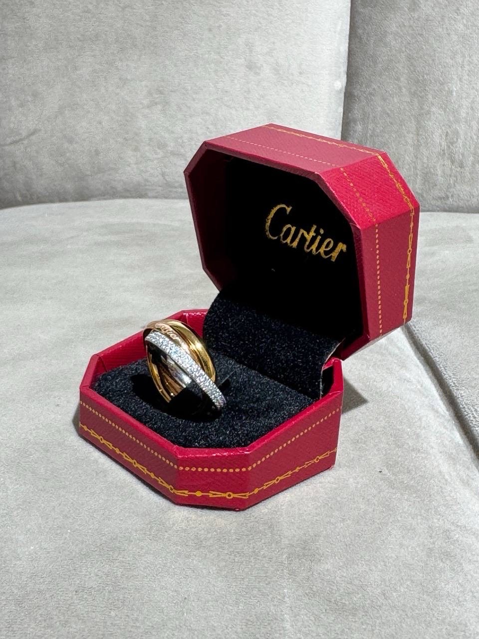 Кольцо Cartier Trinity Камни — фото 1