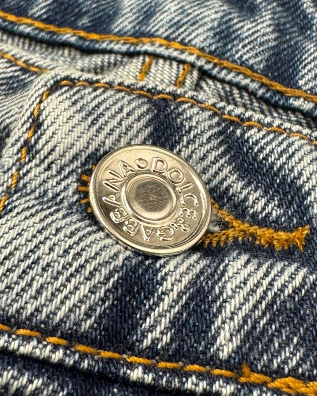 Джинсы Dolce & Gabbana — изображение 3