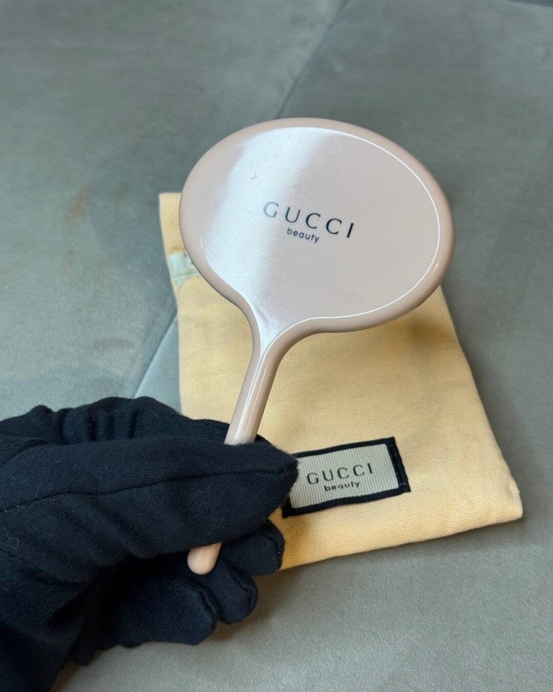 Зеркальце Gucci — изображение 2