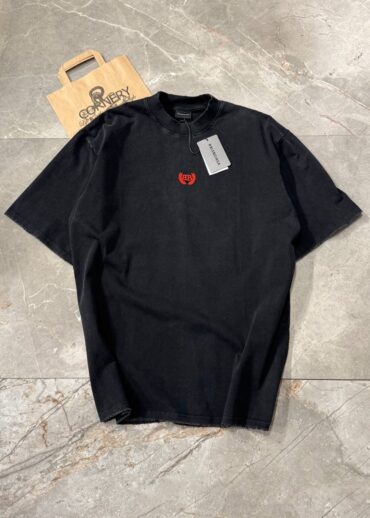 Футболка Balenciaga