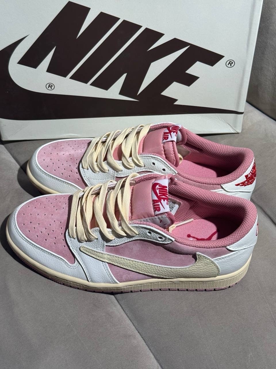 Кеды Travis Scott X Air Jordan 1 OG Sail Shy Pink — фото 10