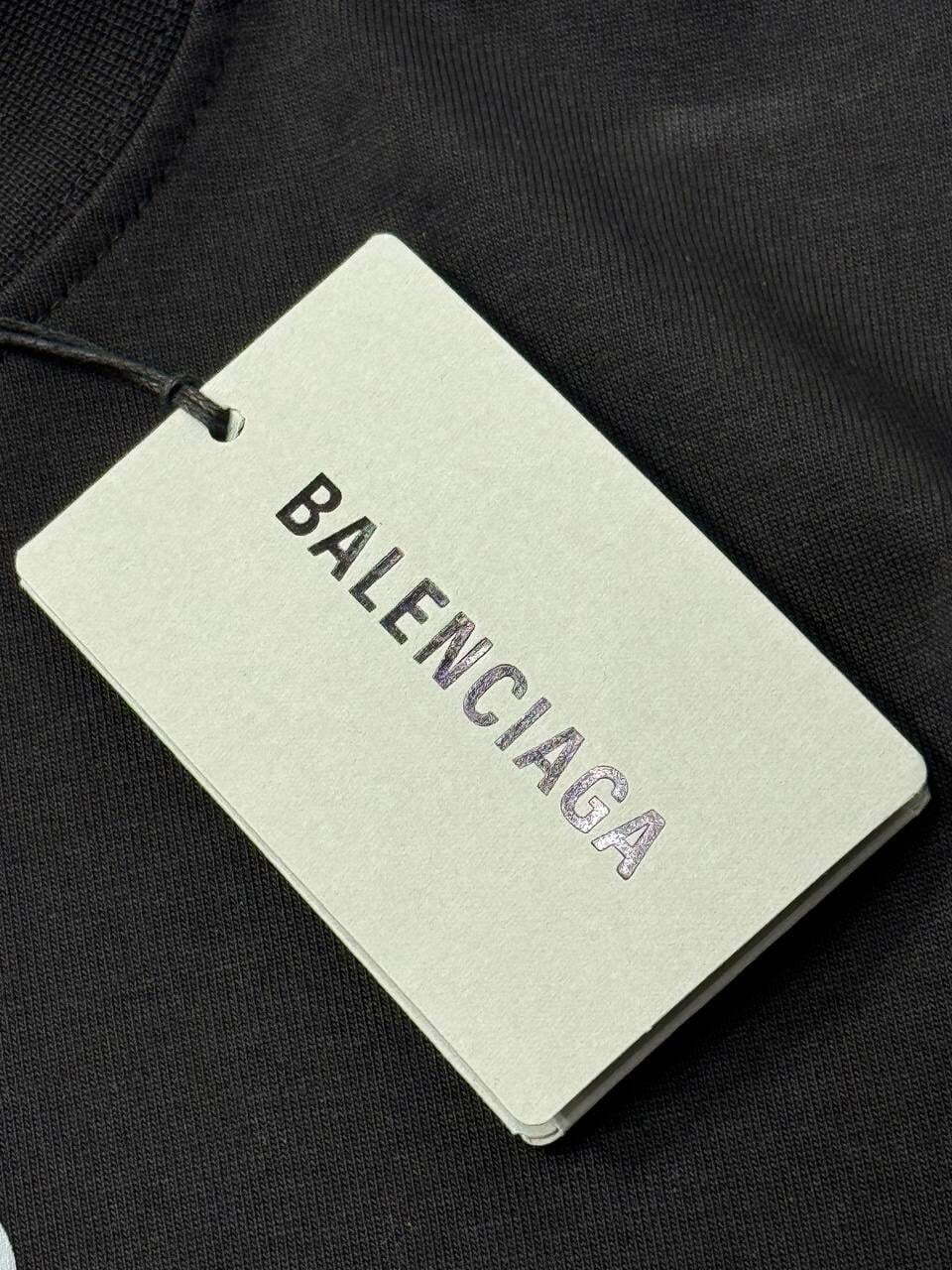 Футболка Balenciaga — фото 6