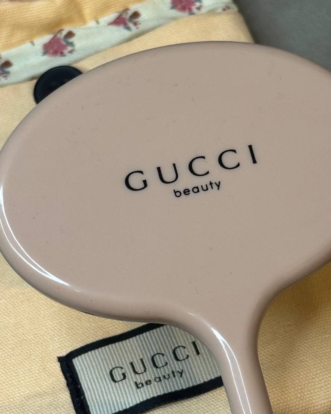 Зеркальце Gucci — изображение 3