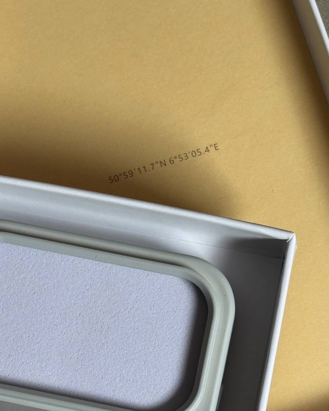 Чехол Rimowa (IPhone 17 Pro Max) — изображение 8