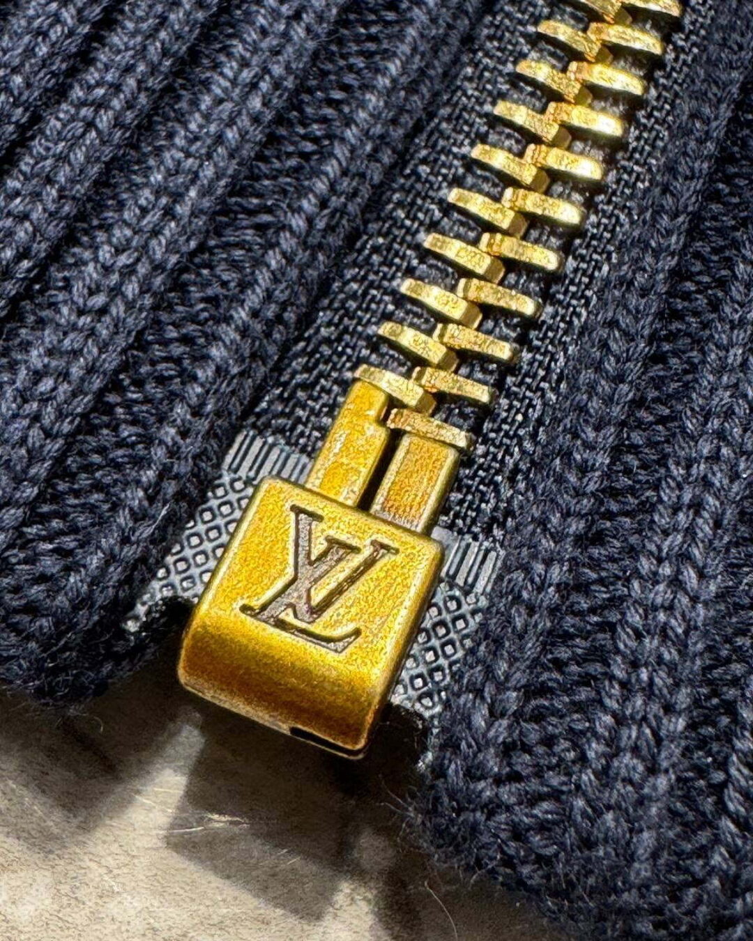 Кофта Louis Vuitton — изображение 8