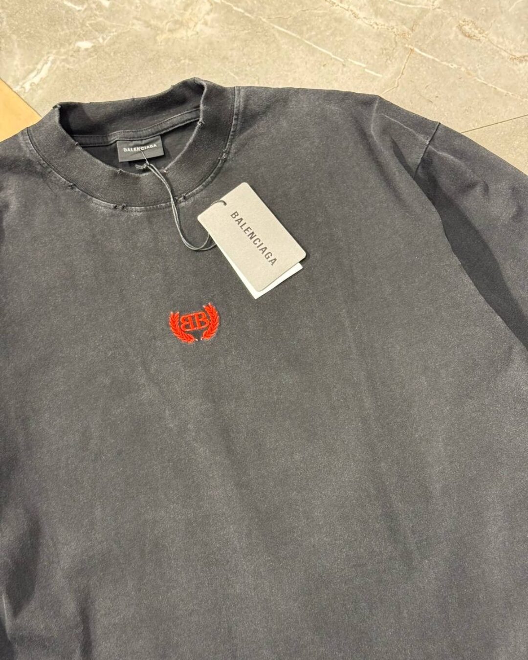 Футболка Balenciaga — изображение 3