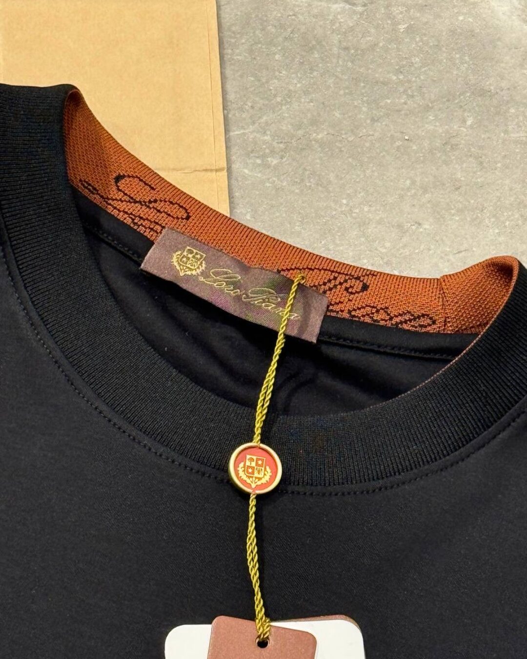 Футболка Loro Piana — изображение 9