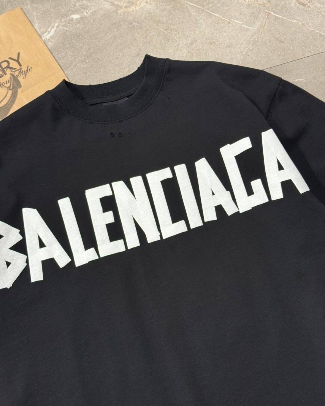 Футболка Balenciaga — изображение 3