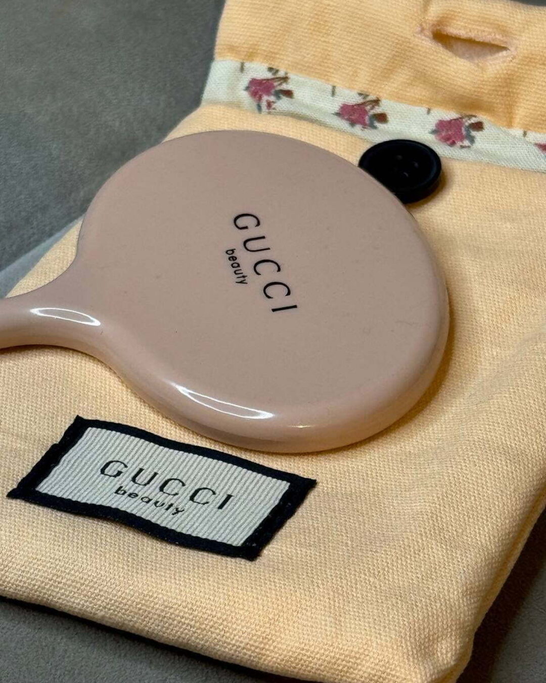Зеркальце Gucci — изображение 7
