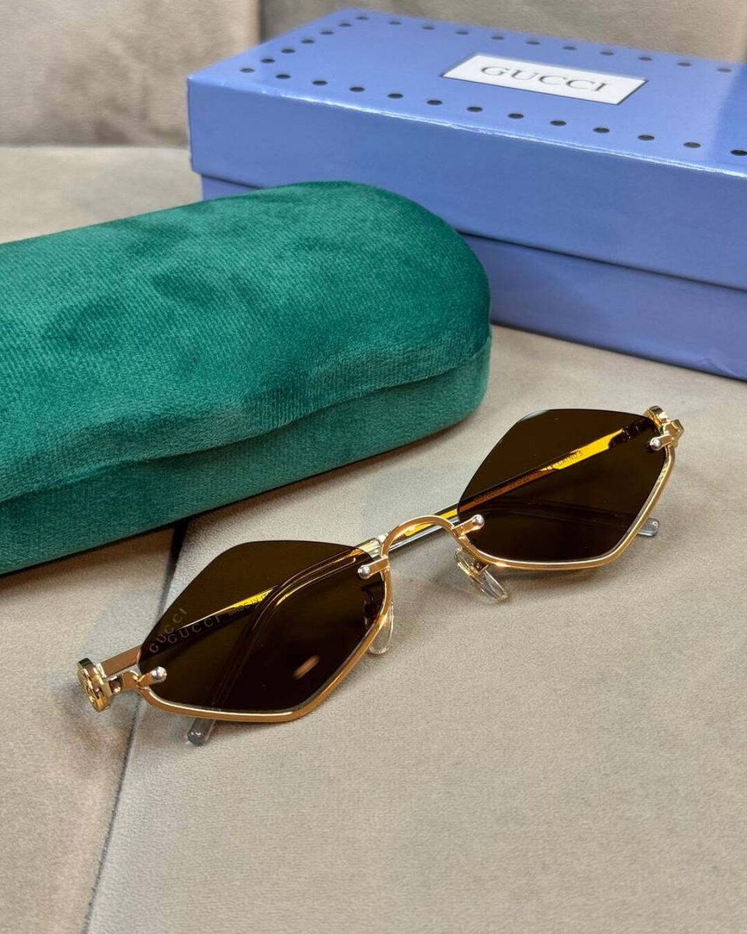 Очки Gucci — изображение 9