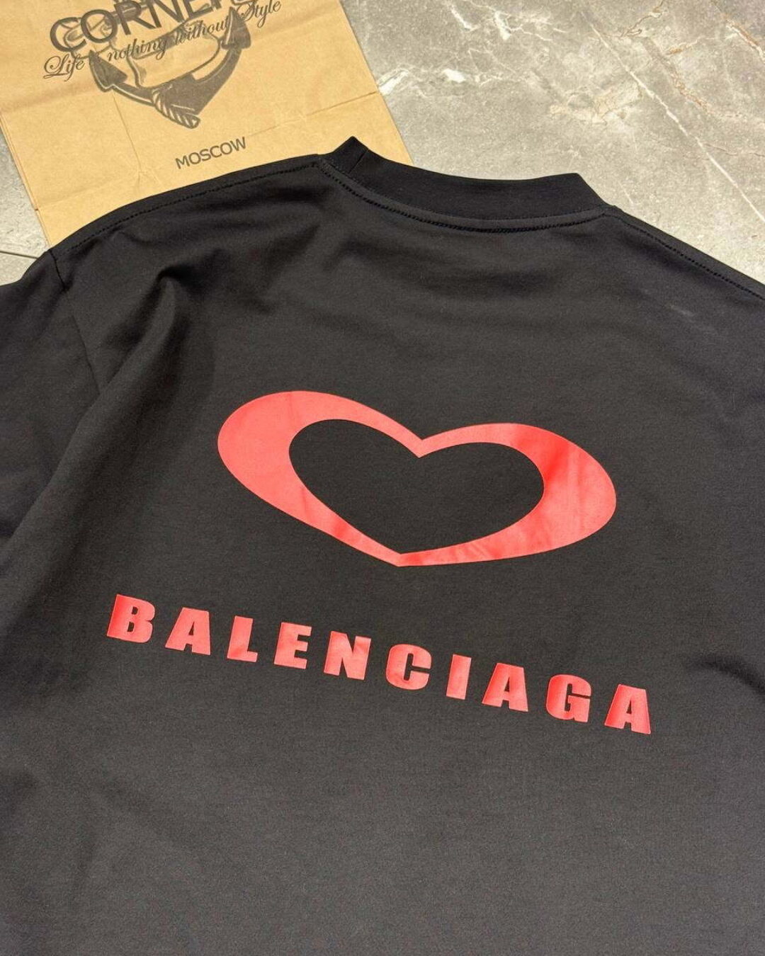 Футболка Balenciaga — изображение 8