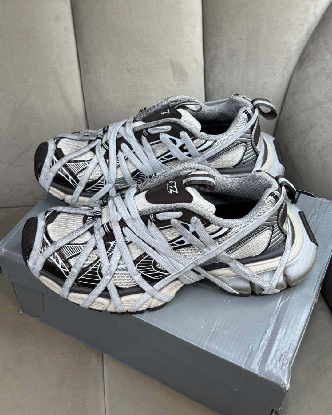Кроссовки Balenciaga 3XL Extreme Lace Trainers Silver — изображение 5