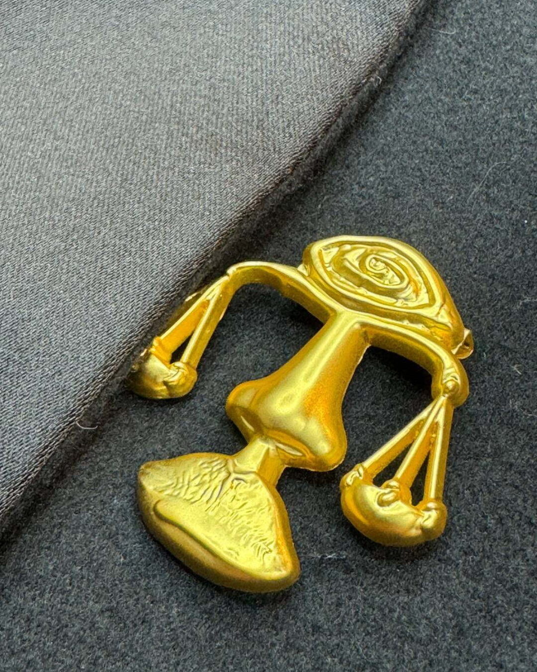 Пальто Schiaparelli — изображение 9