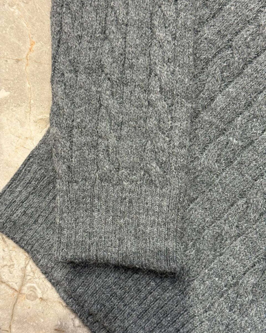 Свитер Valentino — изображение 9