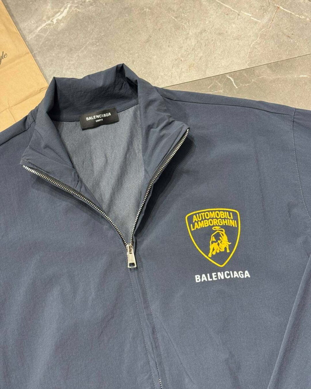 Ветровка Balenciaga — изображение 3