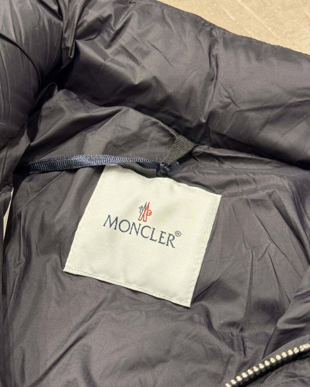 Пуховик Moncler — изображение 7