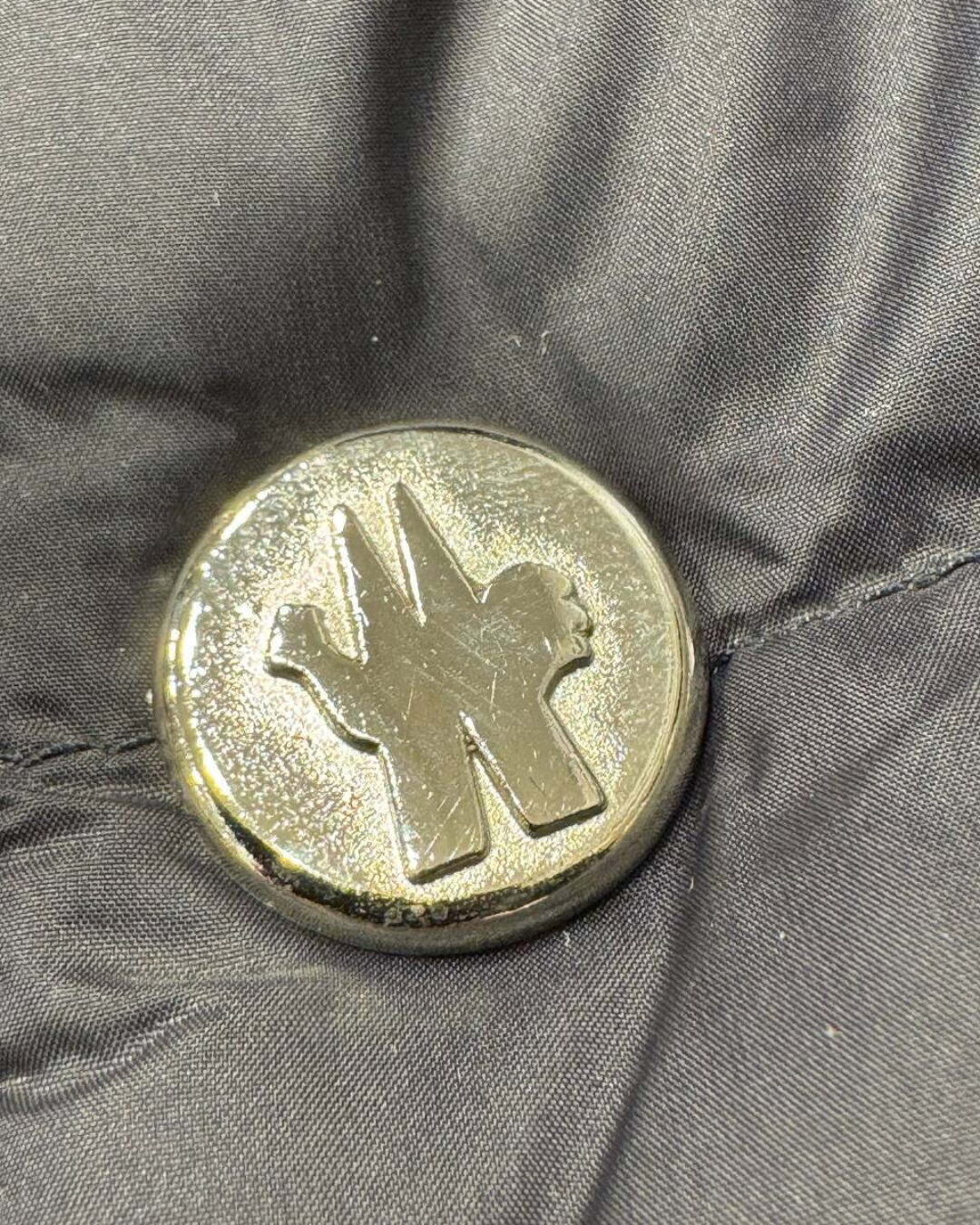 Пуховик Moncler — изображение 8