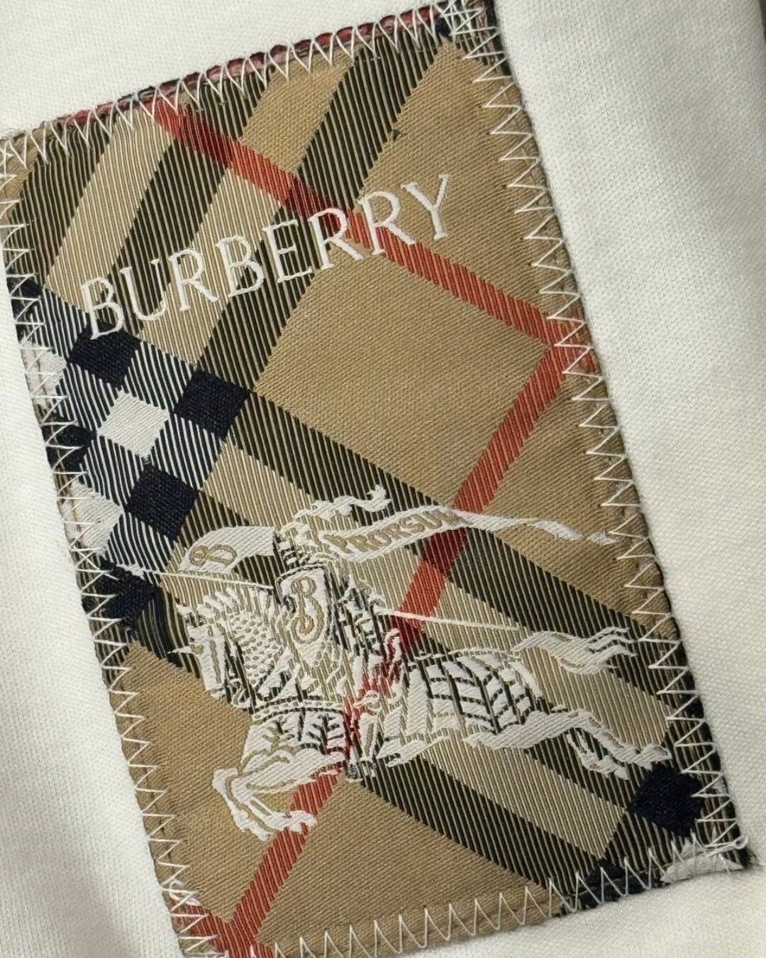 Футболка Burberry — изображение 5