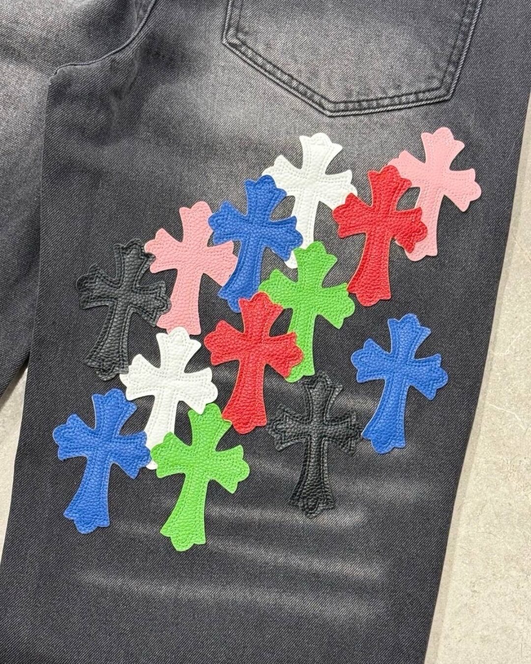 Джинсы Chrome Hearts — изображение 8