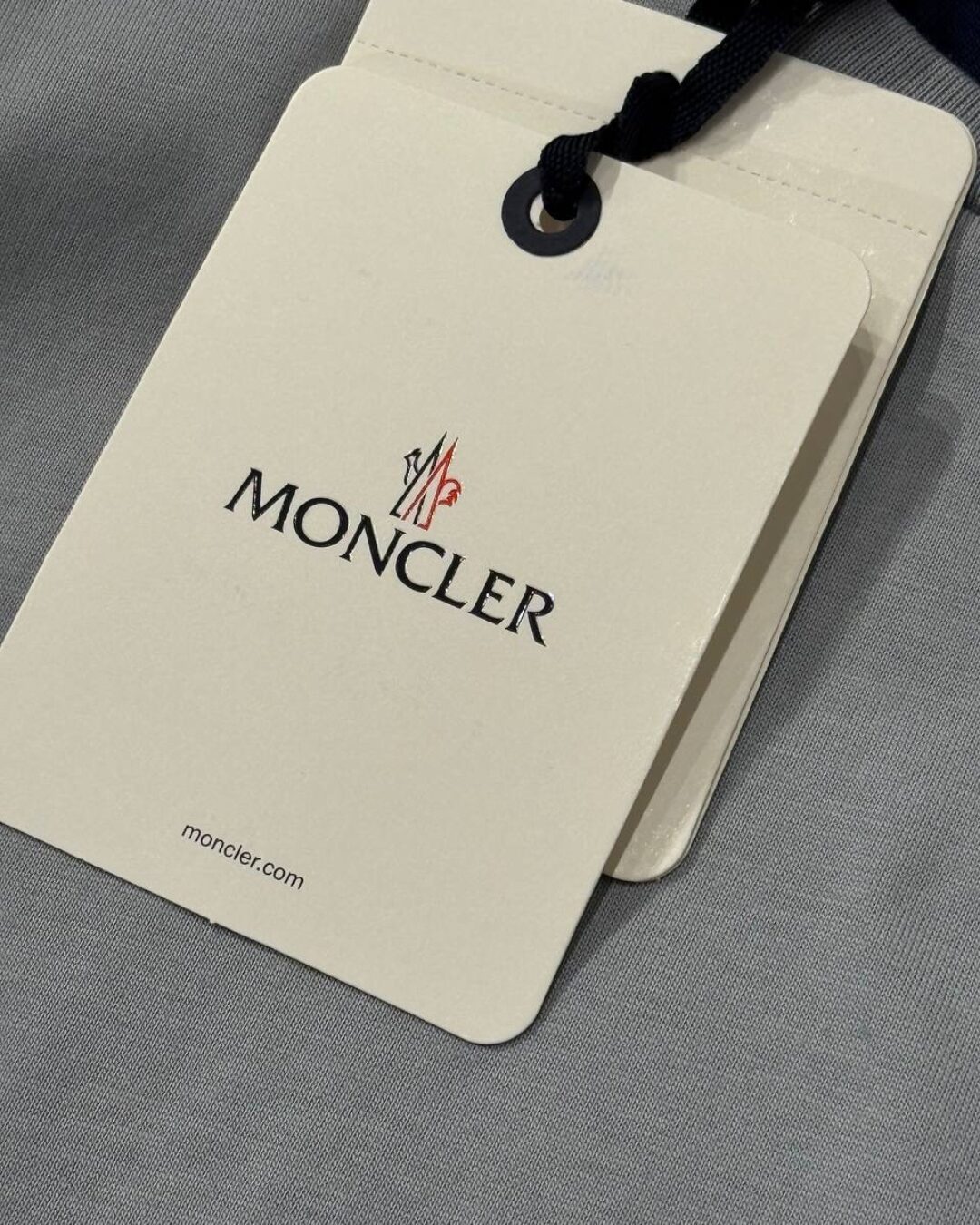 Футболка Moncler — изображение 8