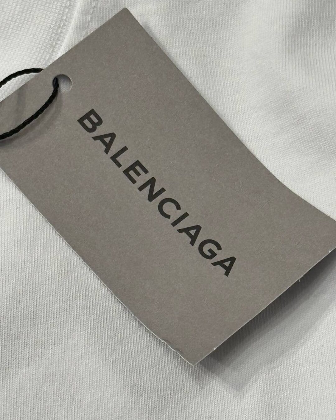 Футболка Balenciaga — изображение 7