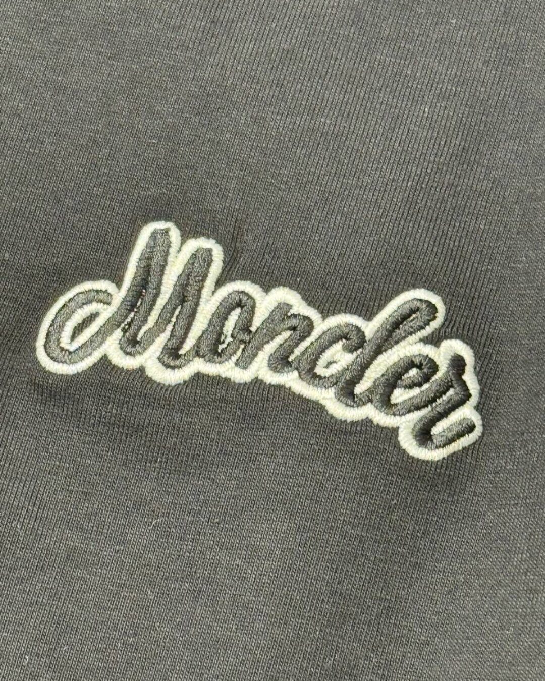 Футболка Moncler — изображение 9