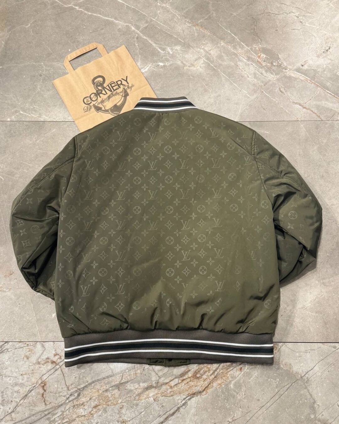 Бомбер Louis Vuitton — изображение 2