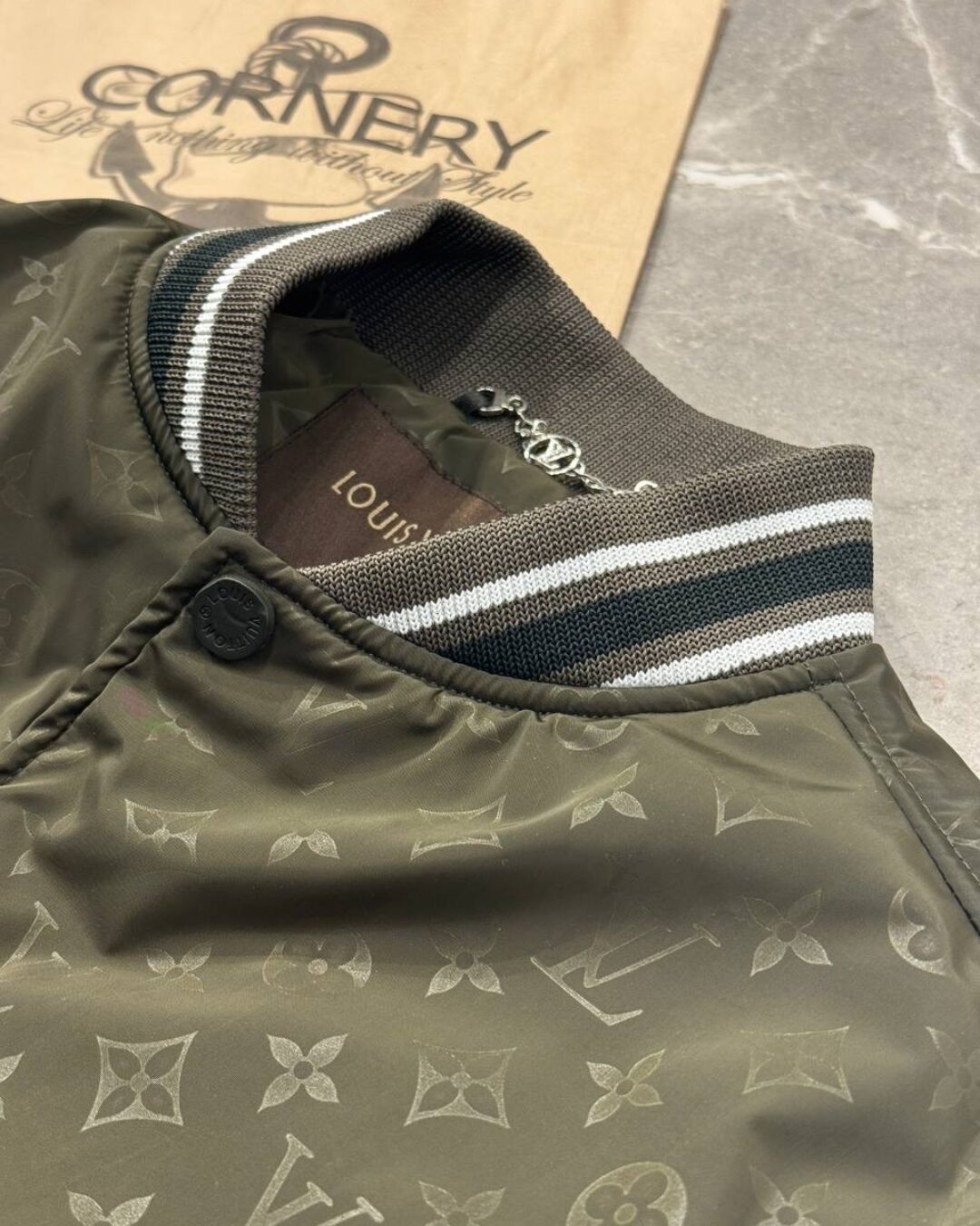 Бомбер Louis Vuitton — изображение 7