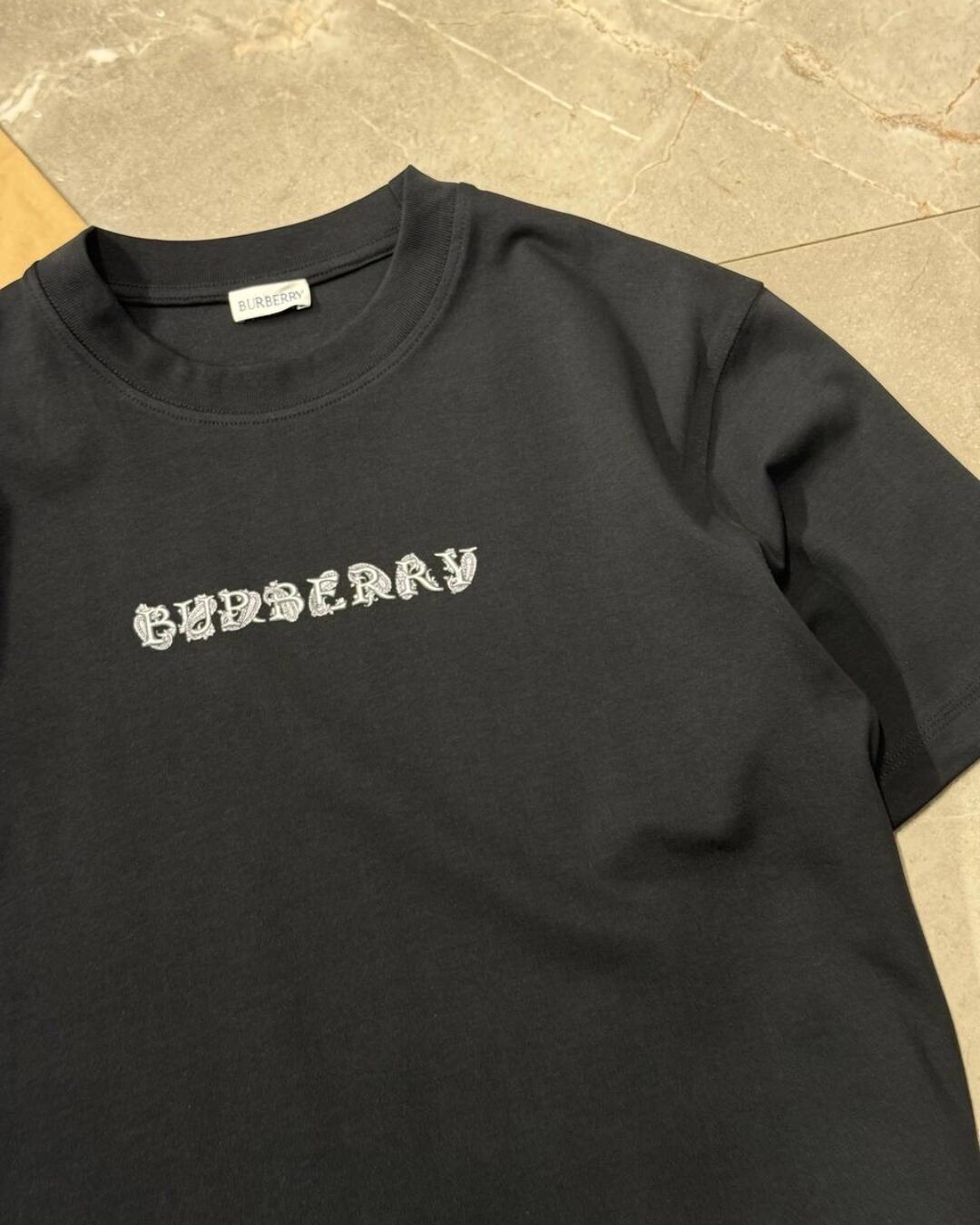 Футболка Burberry — изображение 3
