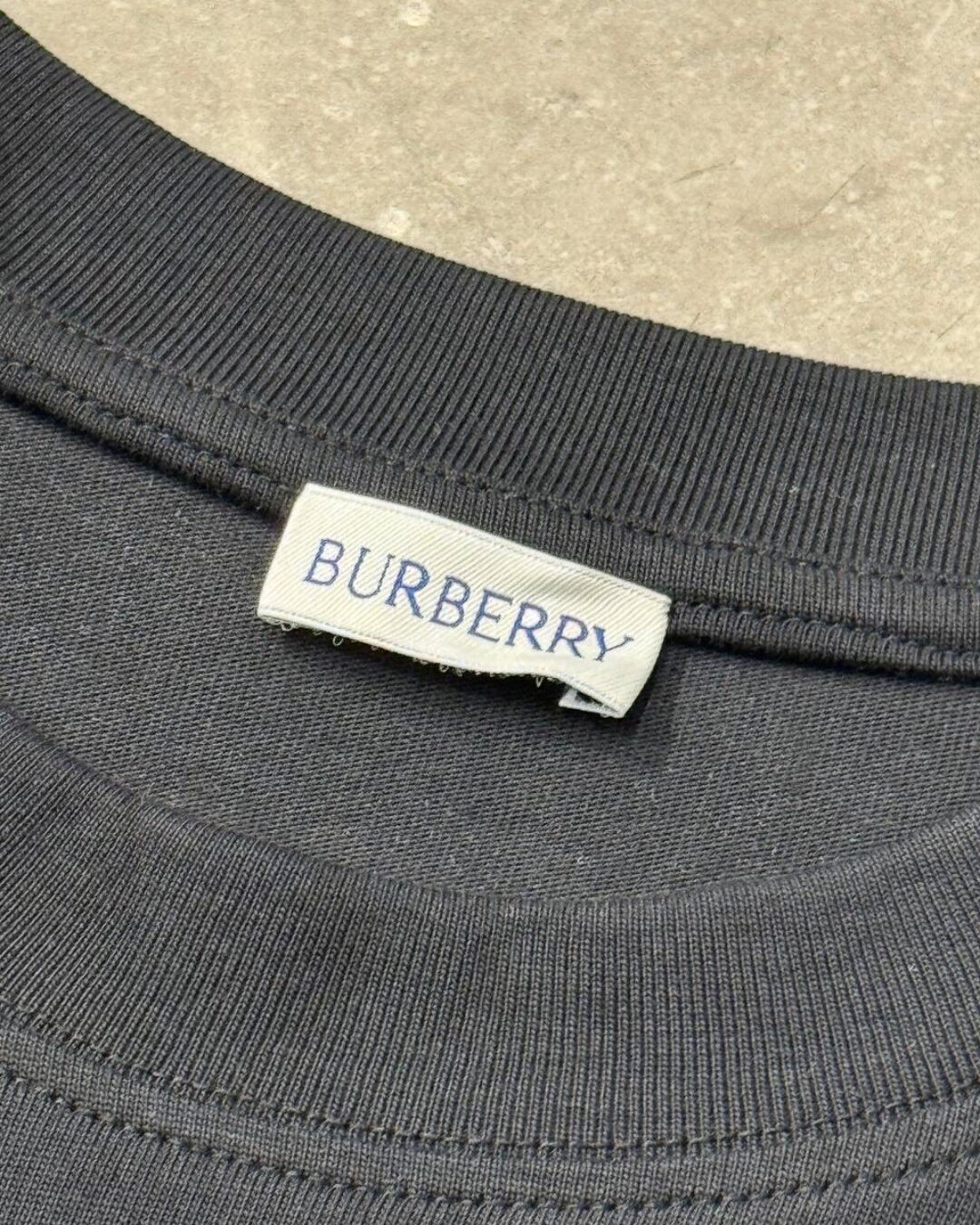 Футболка Burberry — изображение 5