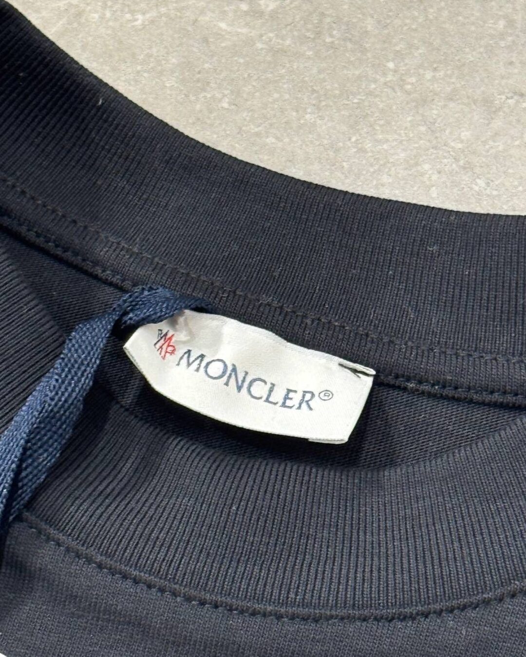 Футболка Moncler — изображение 7