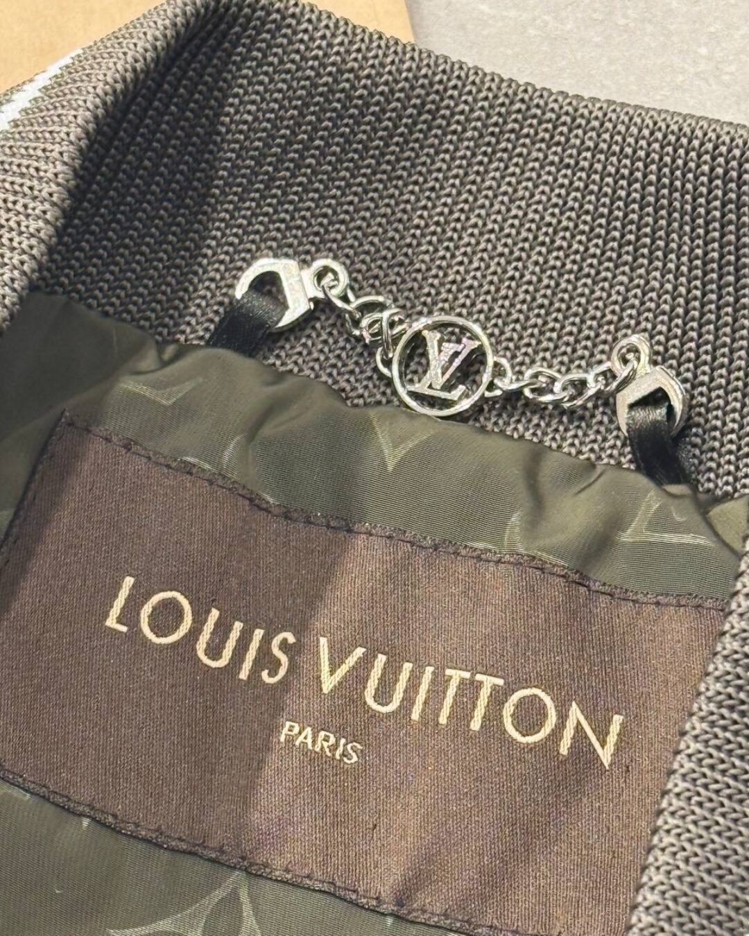 Бомбер Louis Vuitton — изображение 6