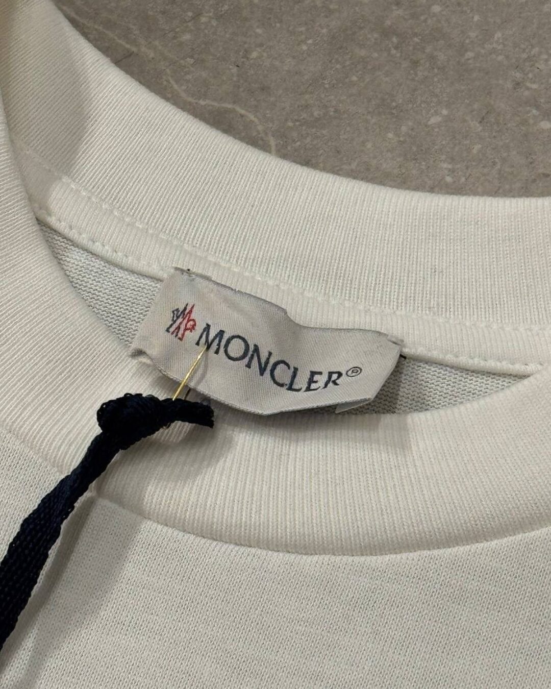 Футболка Moncler — изображение 6