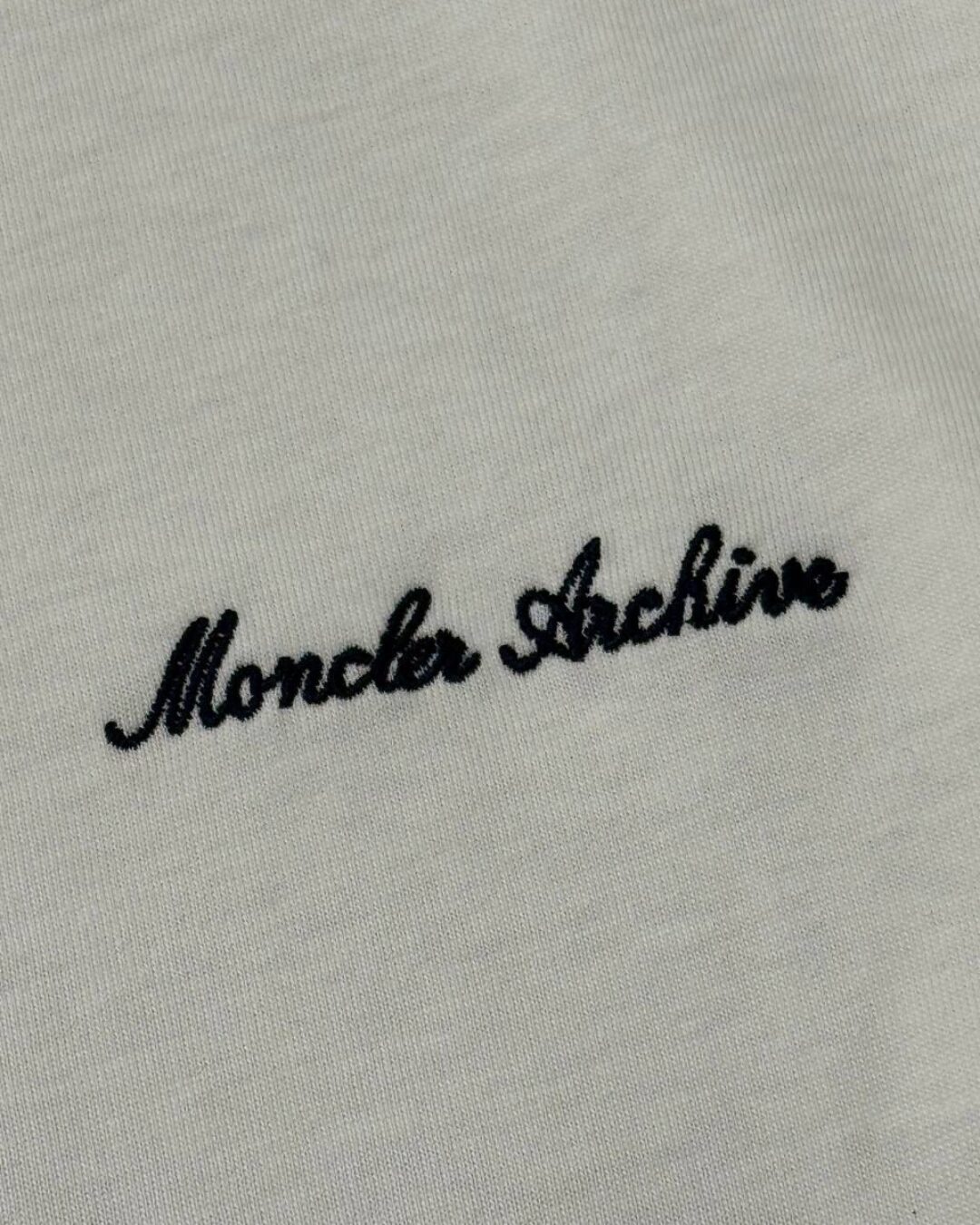 Футболка Moncler — изображение 8