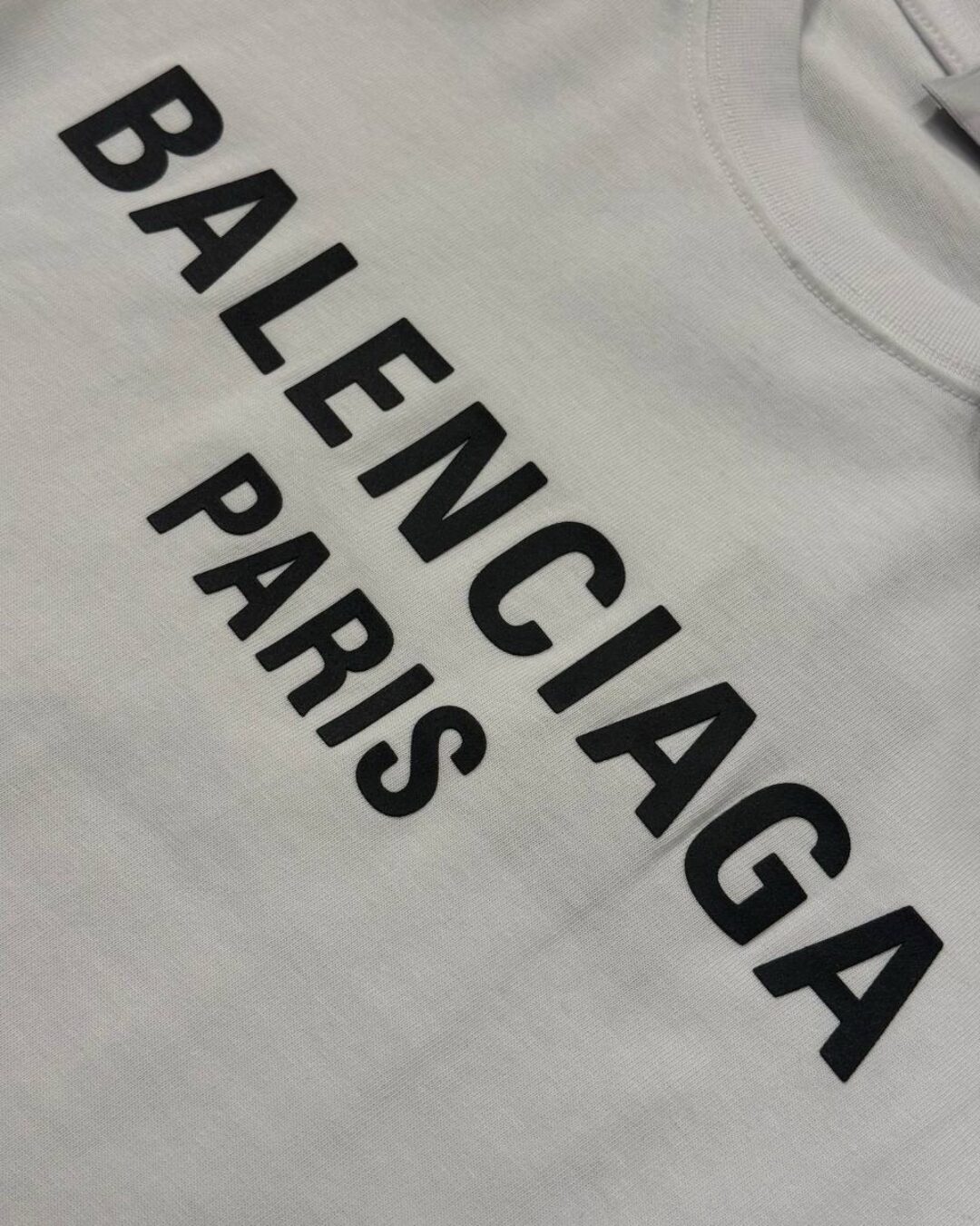 Футболка Balenciaga — изображение 4