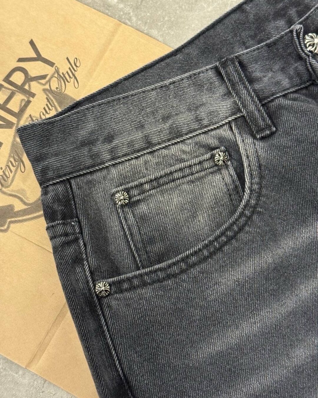 Джинсы Chrome Hearts — изображение 10