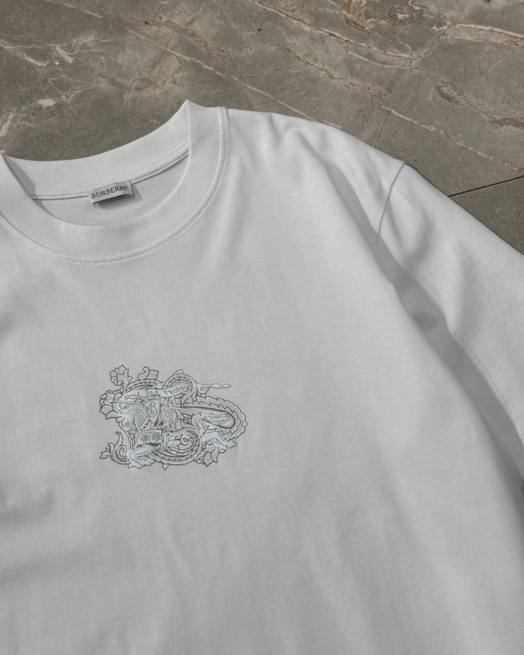 Футболка Burberry — изображение 5