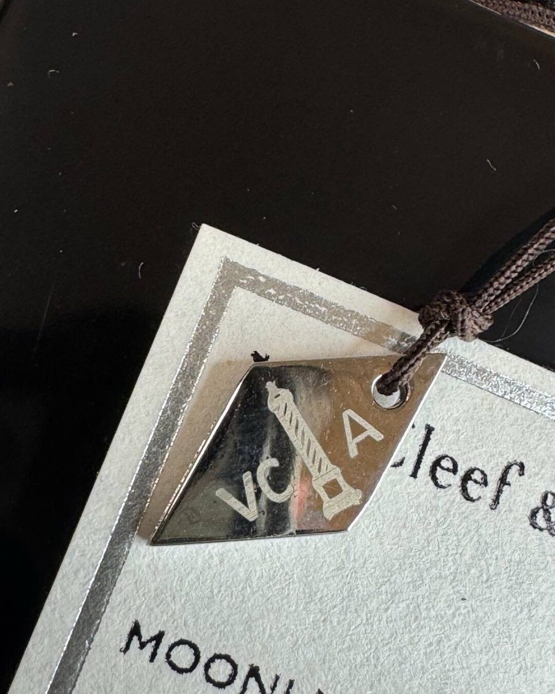 Парфюм Van Cleef & Arpels Moonlight Patchouli — изображение 6