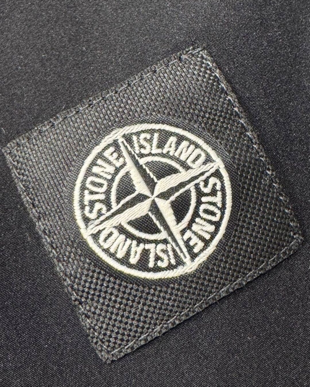 Шорты Stone Island — изображение 4