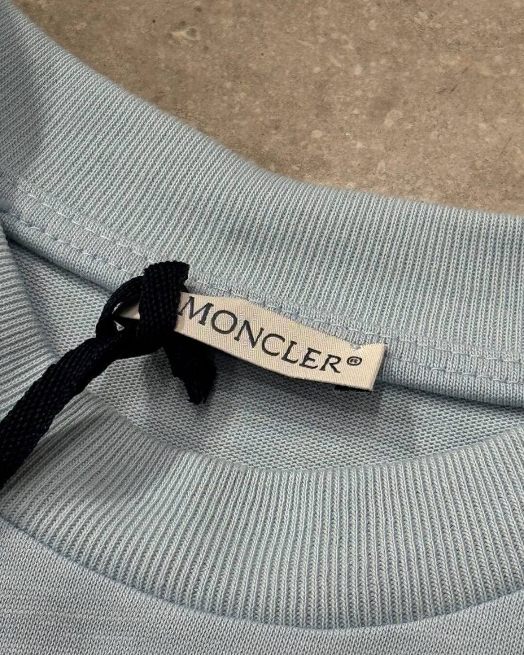 Футболка Moncler — изображение 7