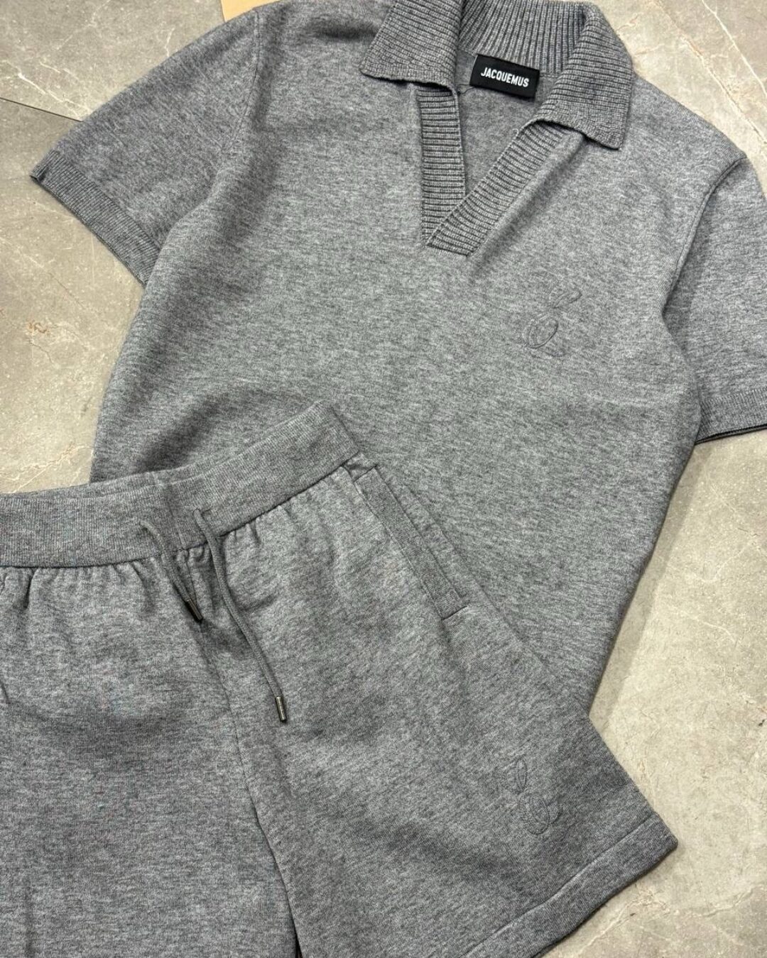 Костюм Jacquemus — изображение 9
