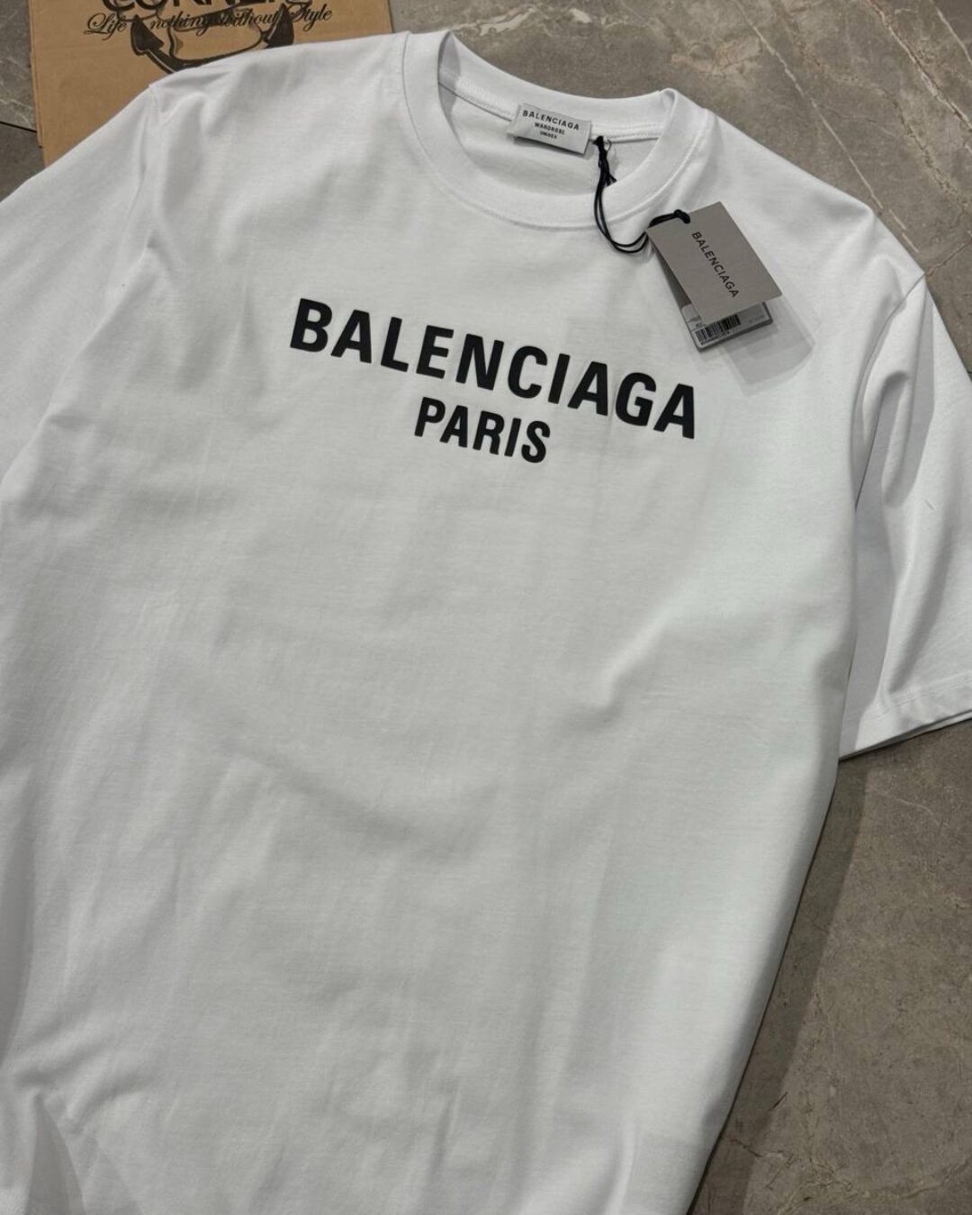 Футболка Balenciaga — изображение 3