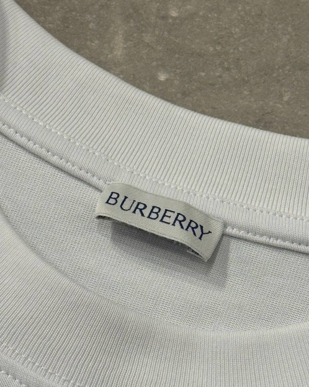 Футболка Burberry — изображение 8
