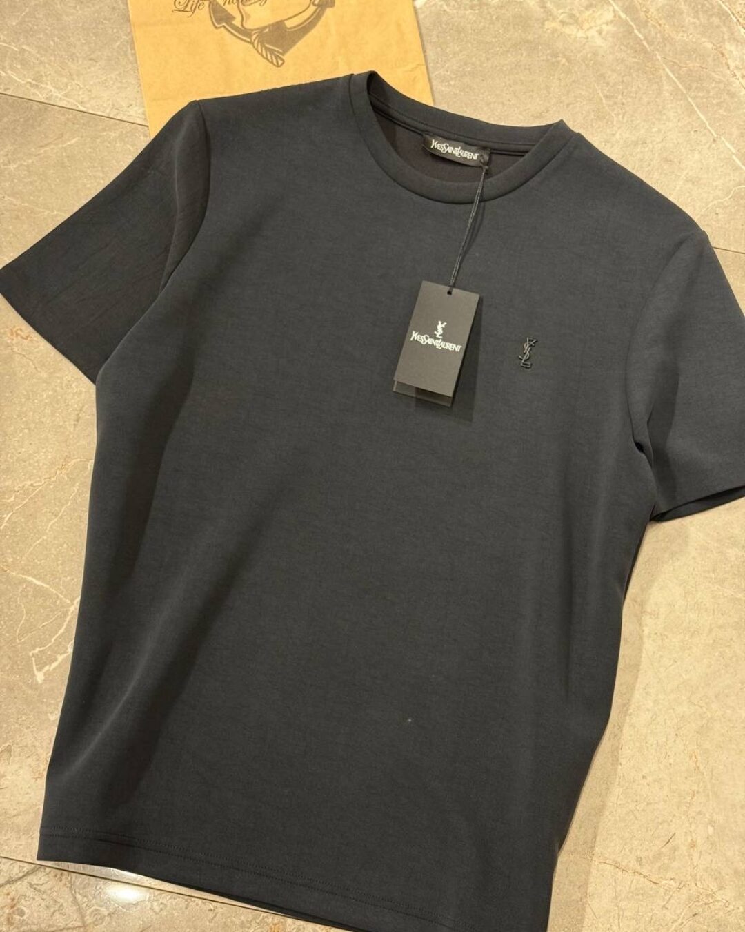 Футболка Yves Saint Laurent — изображение 4
