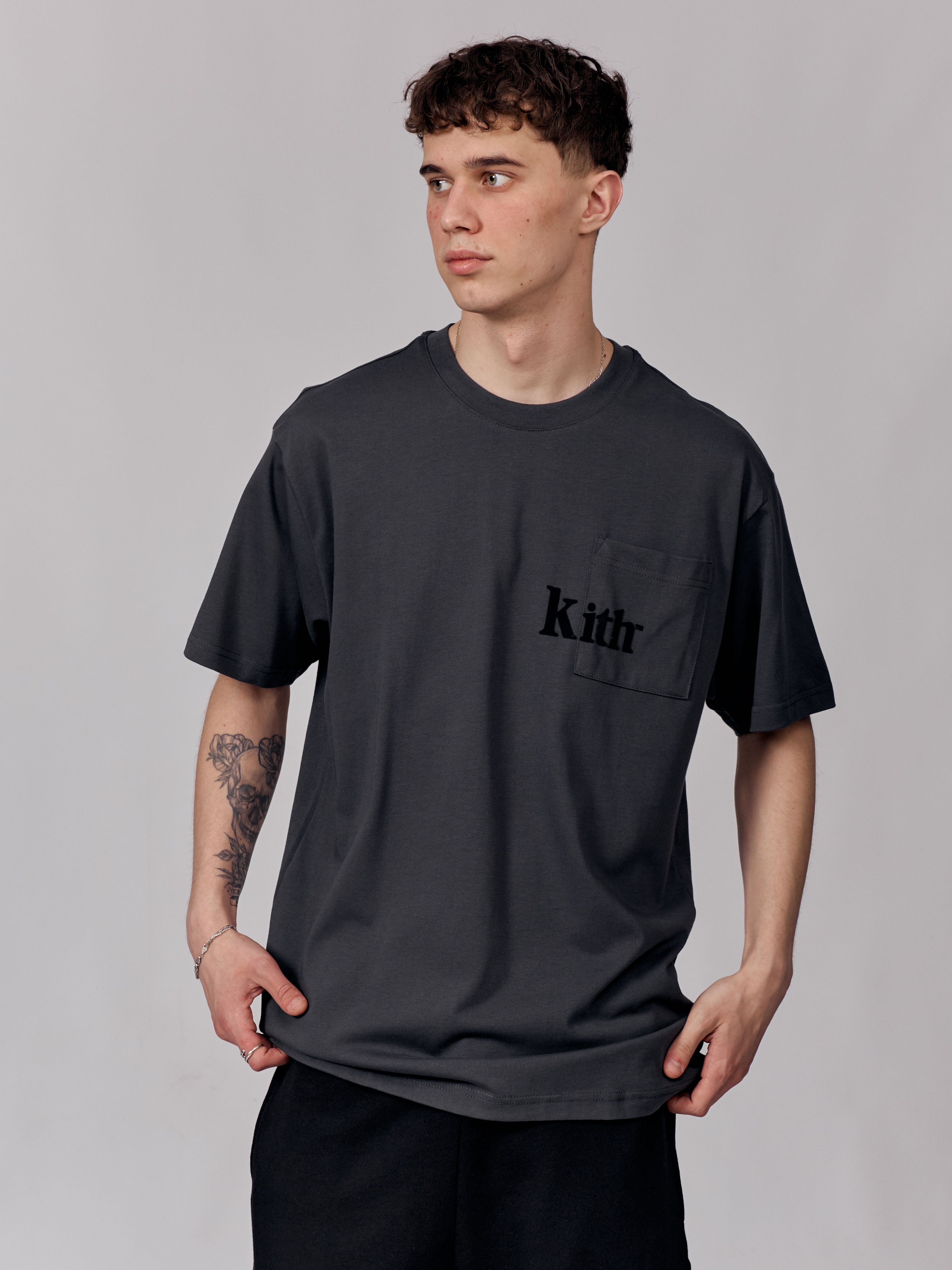 Футболка Kith